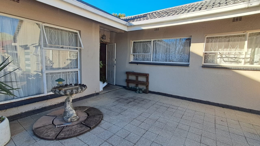 4 Bedroom Property for Sale in Parys Free State